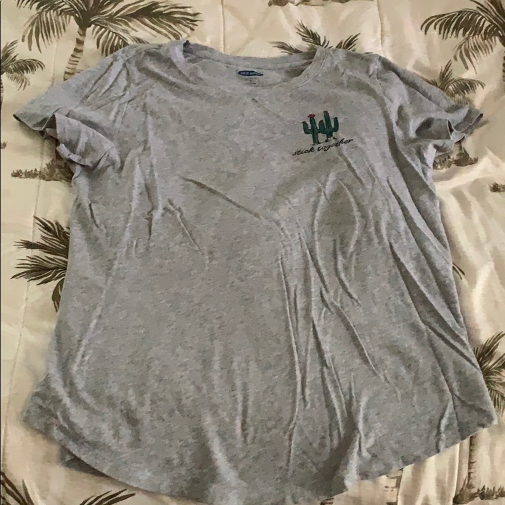 Old Navy Young adult T-shirt